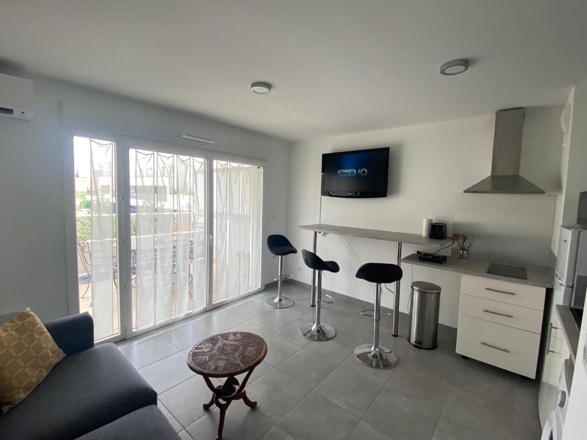 Appartement Type 2 Neuf +Grande Terrasse เลอลาวองดูว์ ภายนอก รูปภาพ
