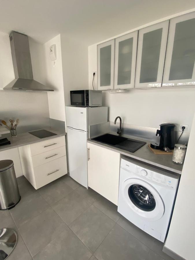 Appartement Type 2 Neuf +Grande Terrasse เลอลาวองดูว์ ภายนอก รูปภาพ